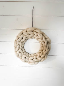 Olannmor Merino Wool Wreath (Oyster)
