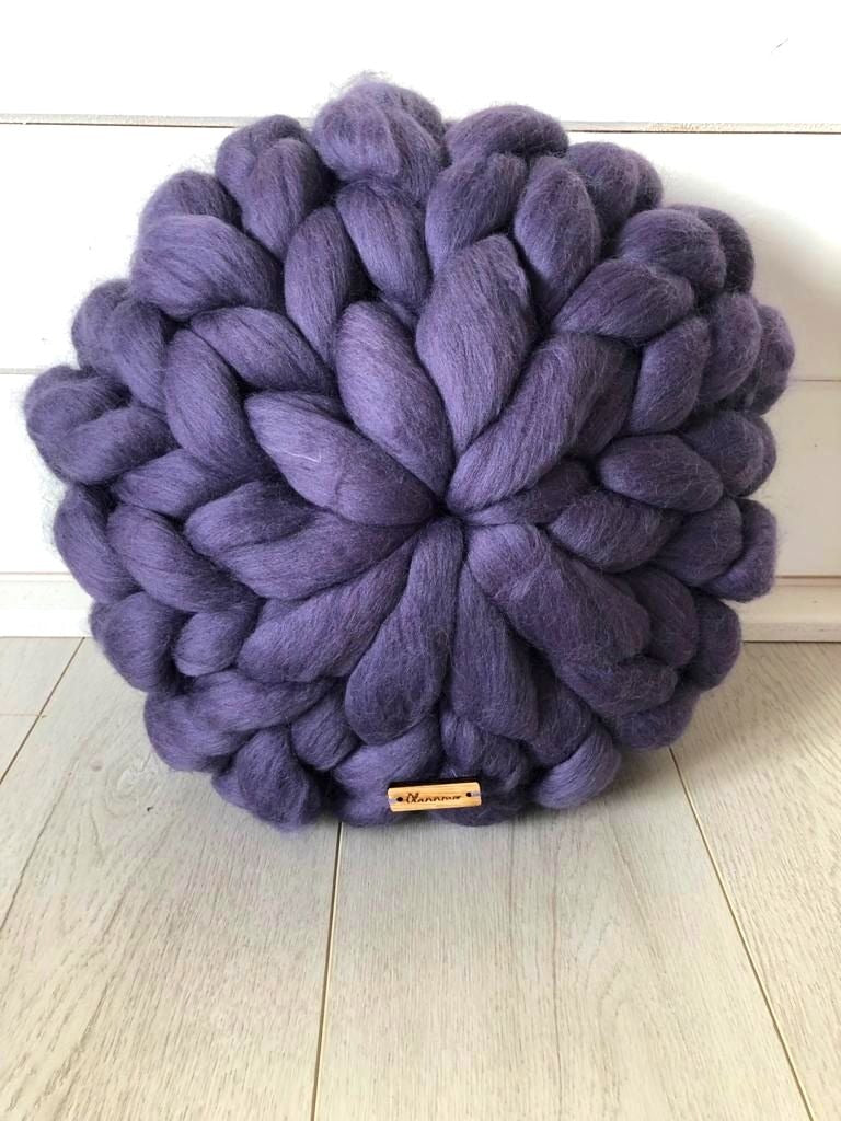 Olannmor x Mimi+Martha Merino Wool Round Cushion (Purple)